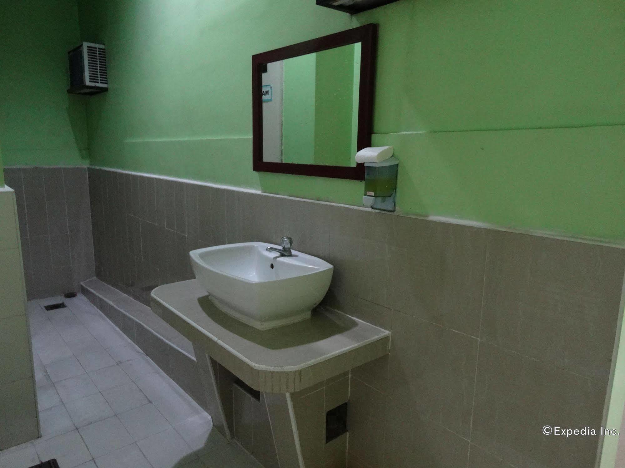 Daylight Inn Davao City Εξωτερικό φωτογραφία